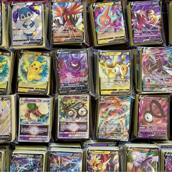 Pokemon Sword & Shield 100+ Card Lot 3 Ultra Rares Guaranteed - Picture 2 of 5